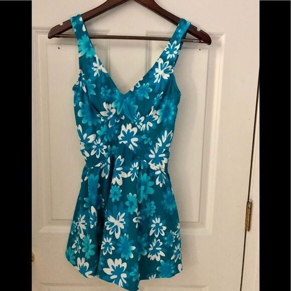 Cute swimsuit/ dress by Maxine size 12 - Picture 1 of 2